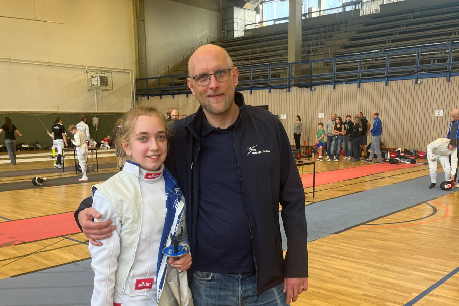 Am Wochenende fand in Jena der Schülercup U 9 / U11 und die offene Thüringer Meisterschaft U 13 / U 15 / U 17 im Florettfechten der statt. 